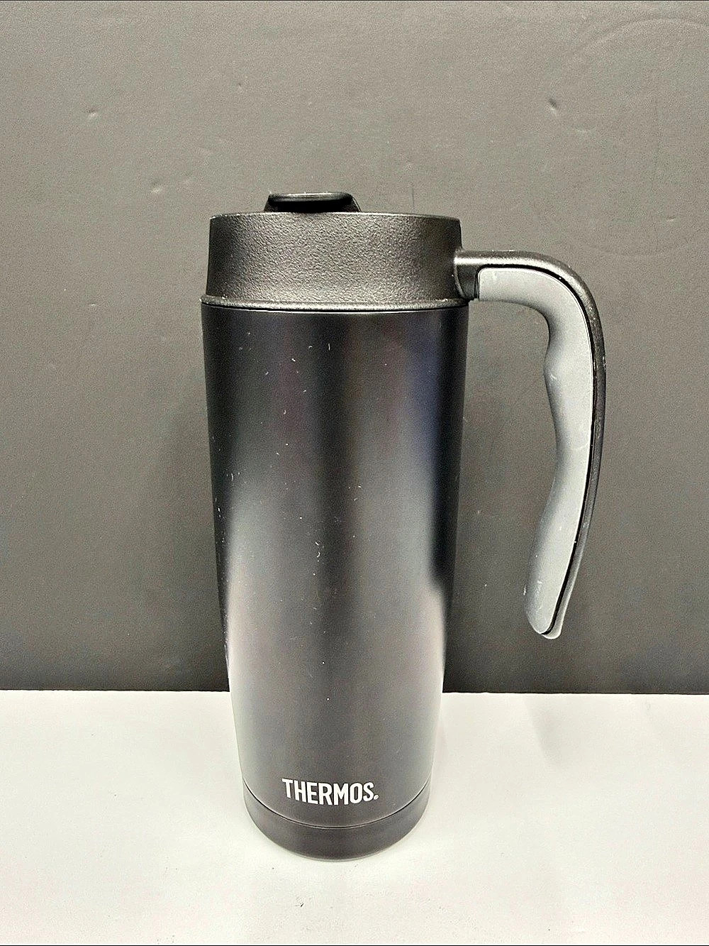 Thermos Stainless King Vacuum Insulated Travel Mug with Handle, Black